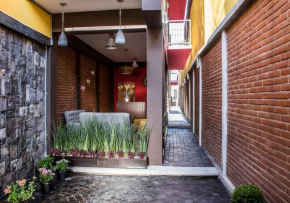 Отель Hotel Casa Aurora  Сантьяго-Де-Керетаро